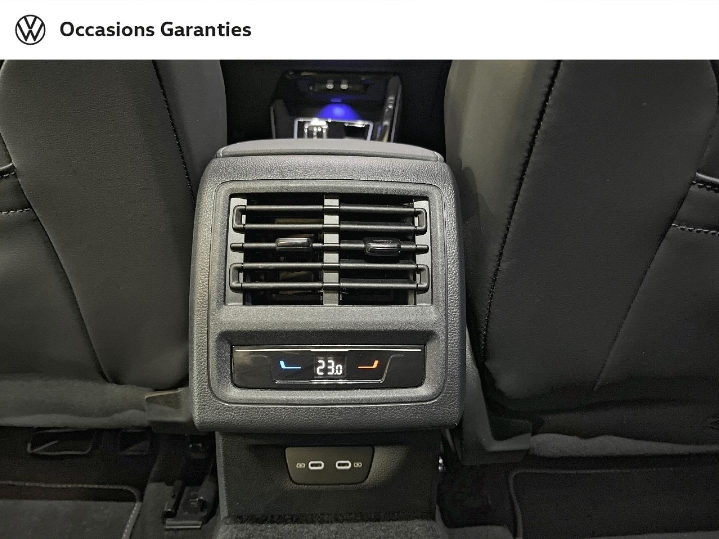 Voitures occasions VOLKSWAGEN GOLF R-Line Paris