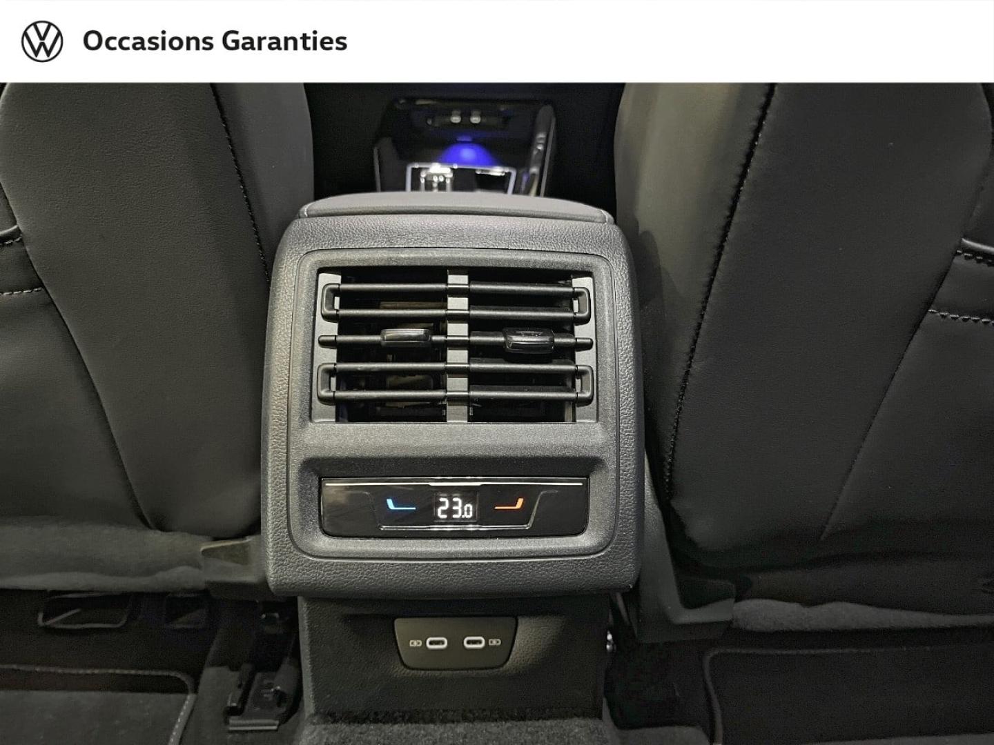 Voitures occasions VOLKSWAGEN GOLF R-Line Paris