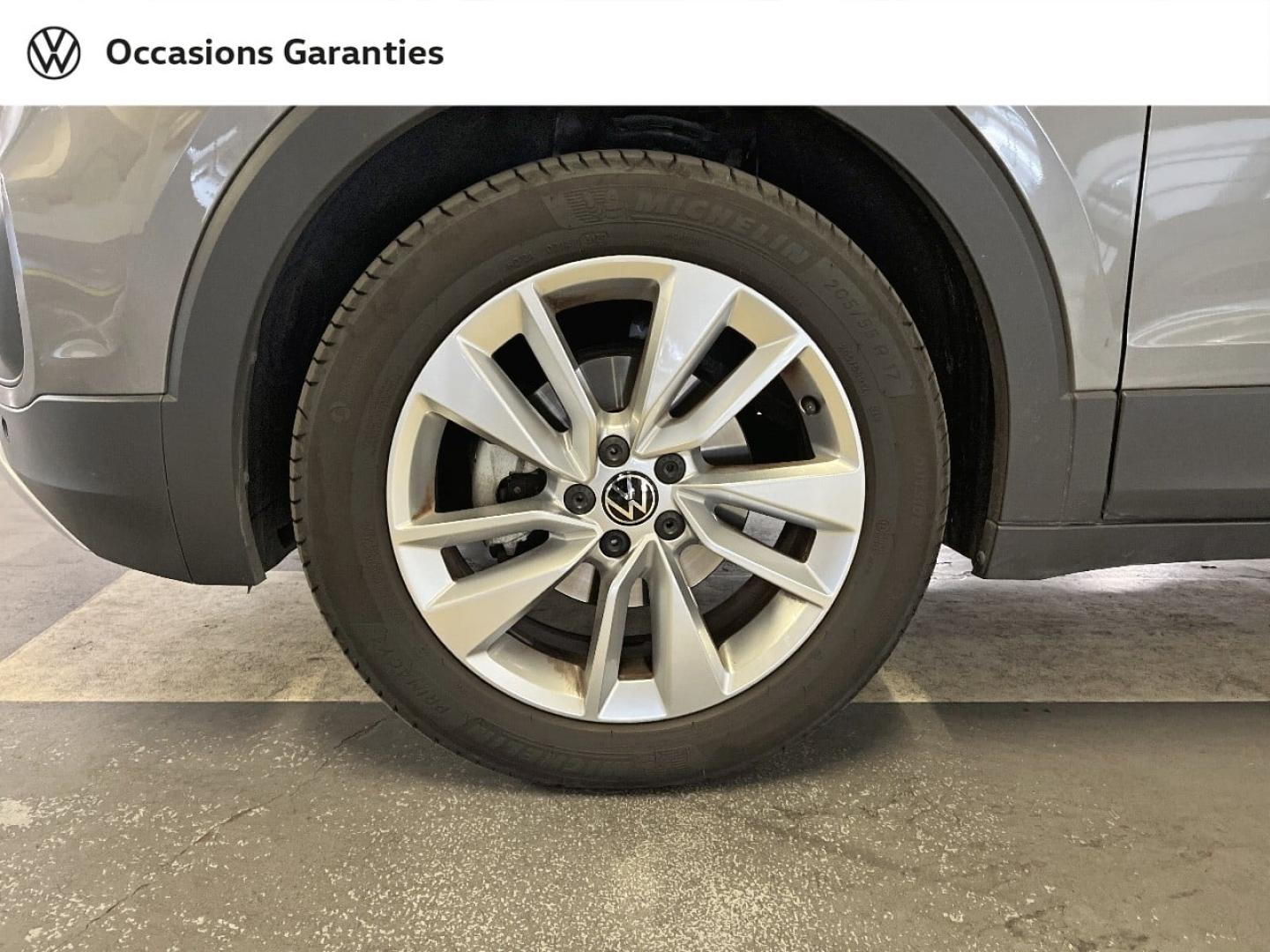 Voitures occasions VOLKSWAGEN T-CROSS Carat Paris