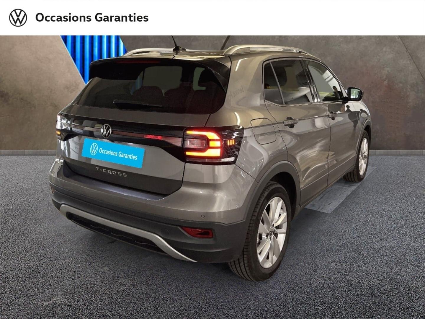 Voitures occasions VOLKSWAGEN T-CROSS Carat Paris