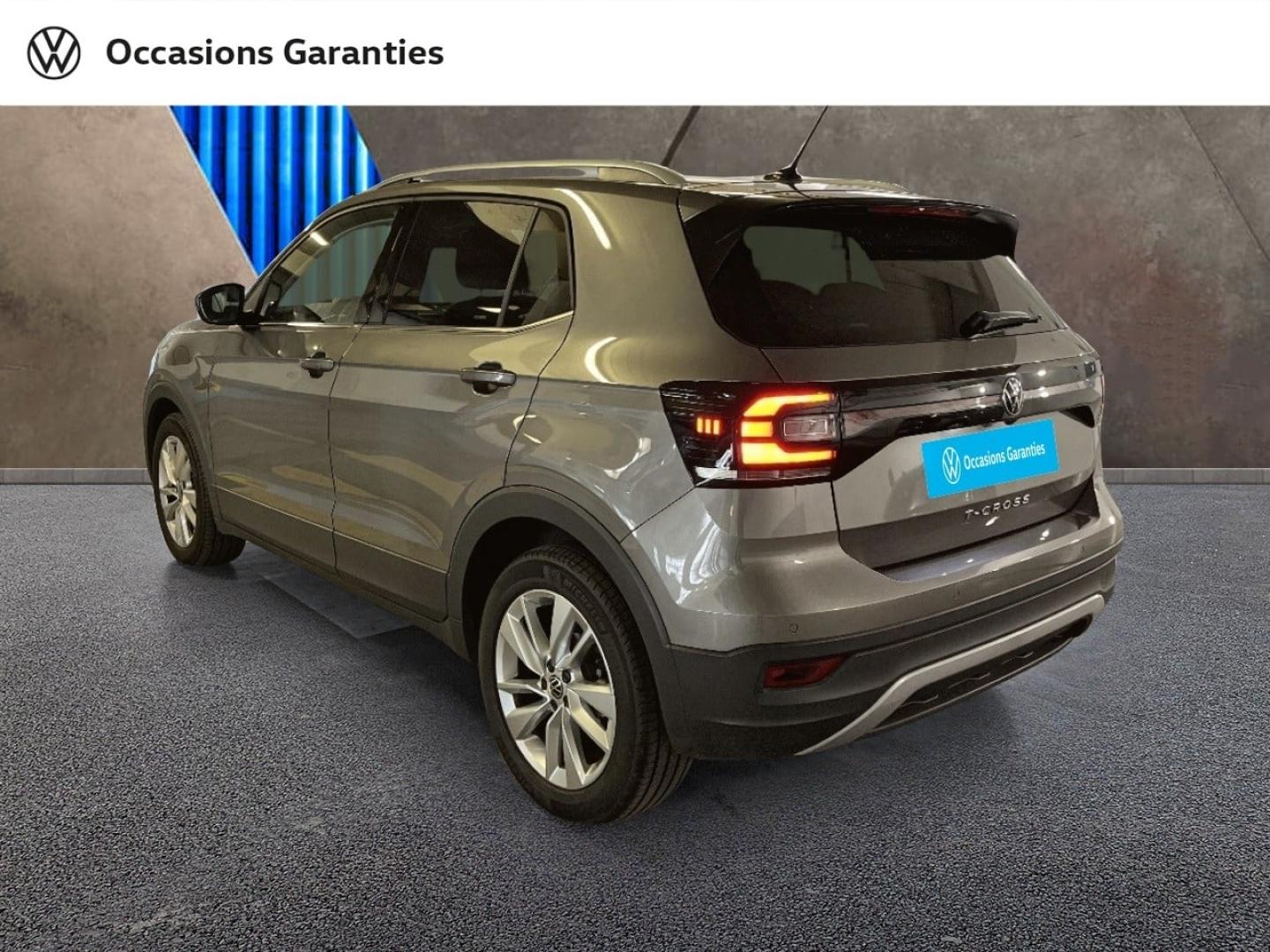 Voitures occasions VOLKSWAGEN T-CROSS Carat Paris