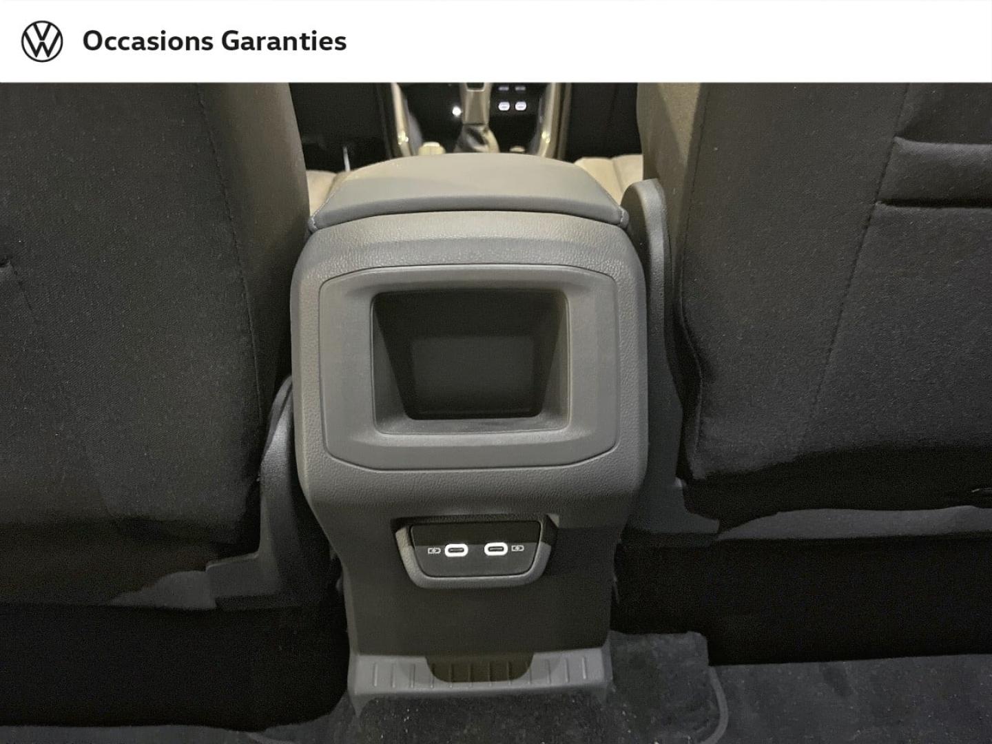 Voitures occasions VOLKSWAGEN T-CROSS Carat Paris