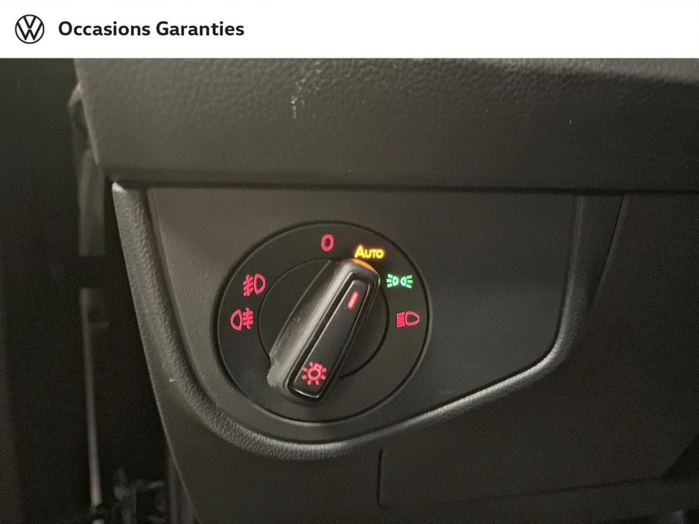 Voitures occasions VOLKSWAGEN POLO Carat Paris