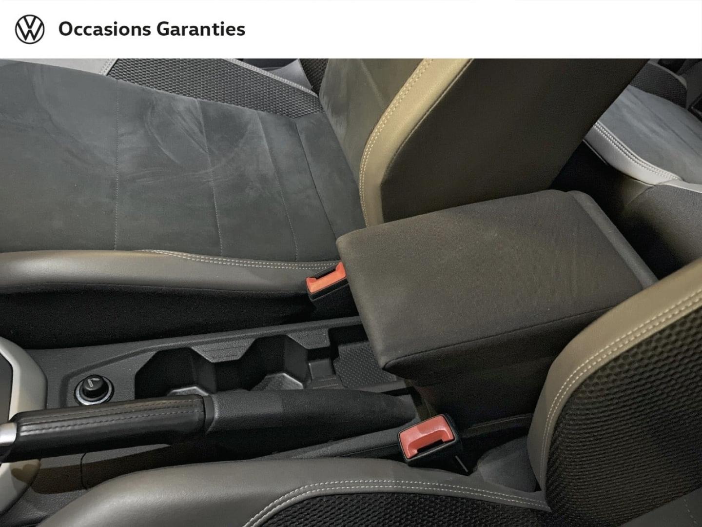 Voitures occasions VOLKSWAGEN POLO Carat Paris