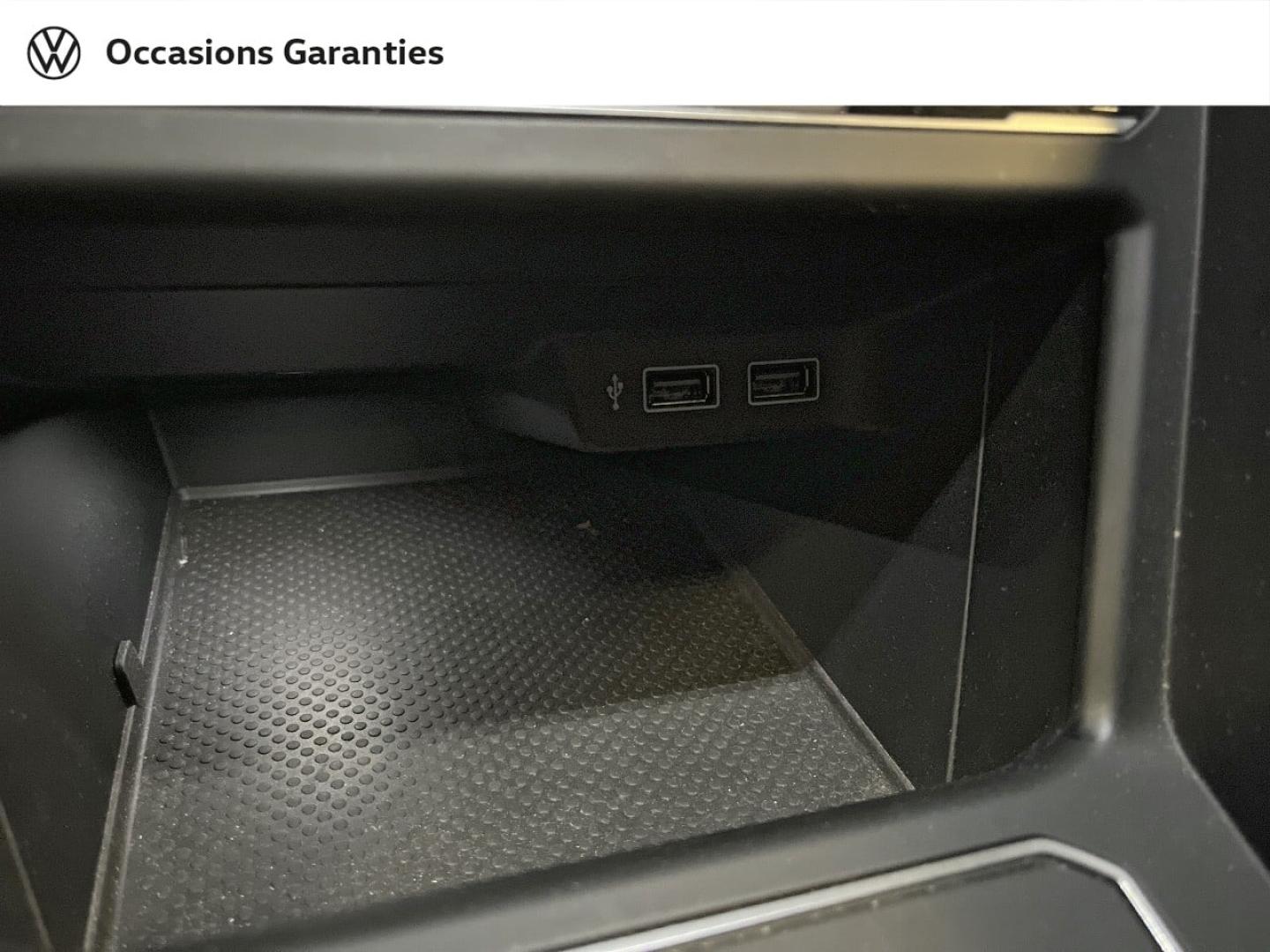 Voitures occasions VOLKSWAGEN POLO Carat Paris
