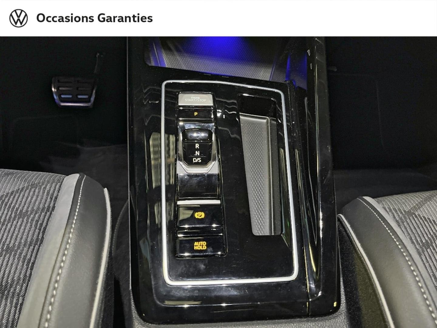 Voitures occasions VOLKSWAGEN GOLF R-Line Paris