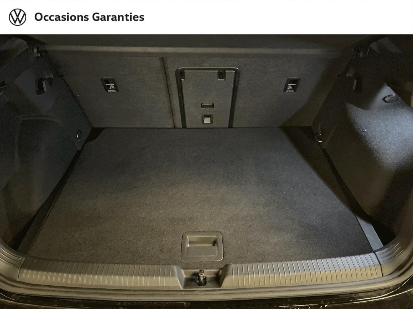 Voitures occasions VOLKSWAGEN GOLF R-Line Paris