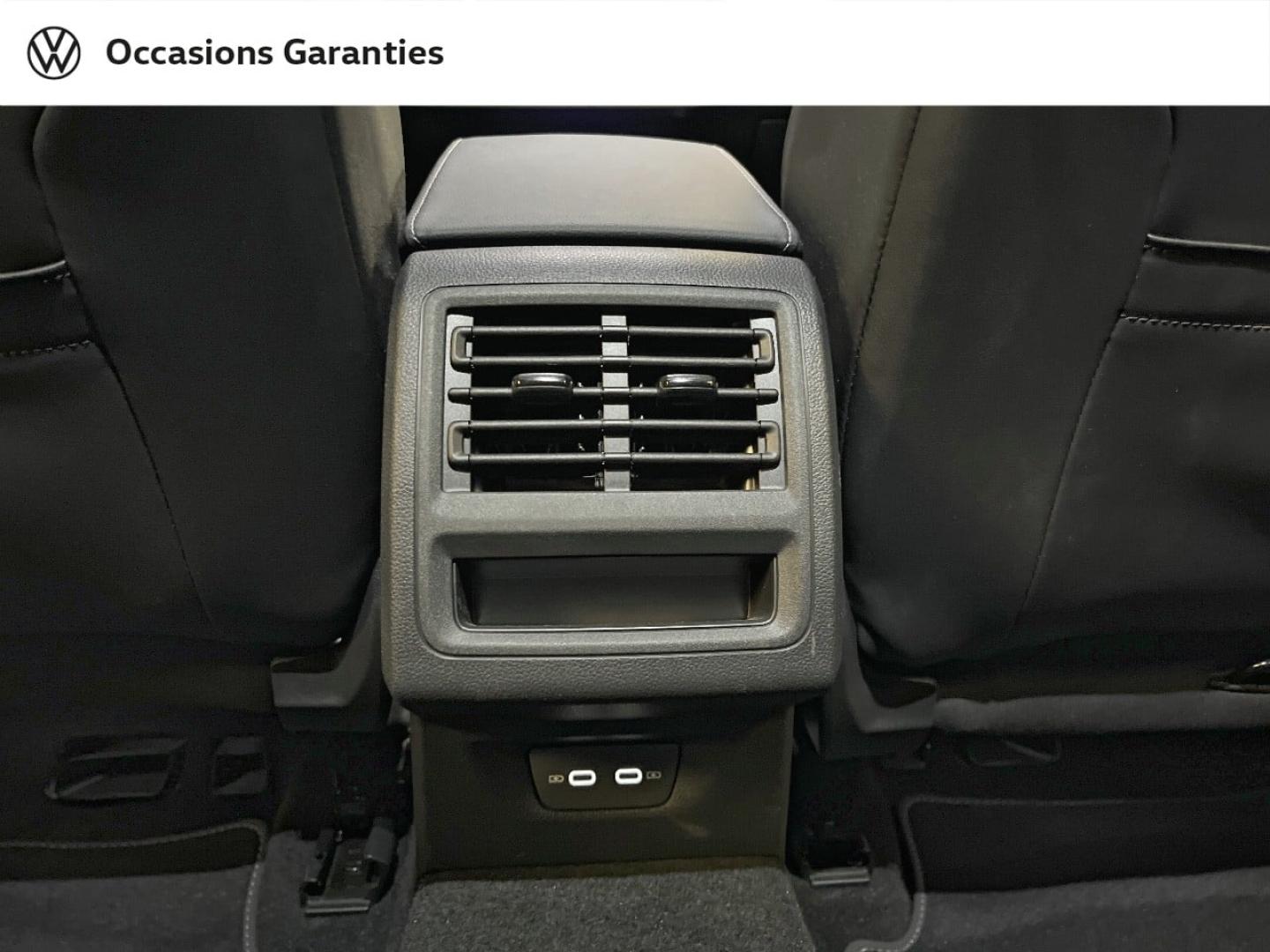 Voitures occasions VOLKSWAGEN GOLF R-Line Paris