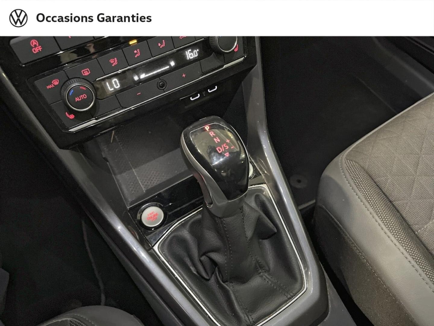 Voitures occasions VOLKSWAGEN T-CROSS Carat Paris