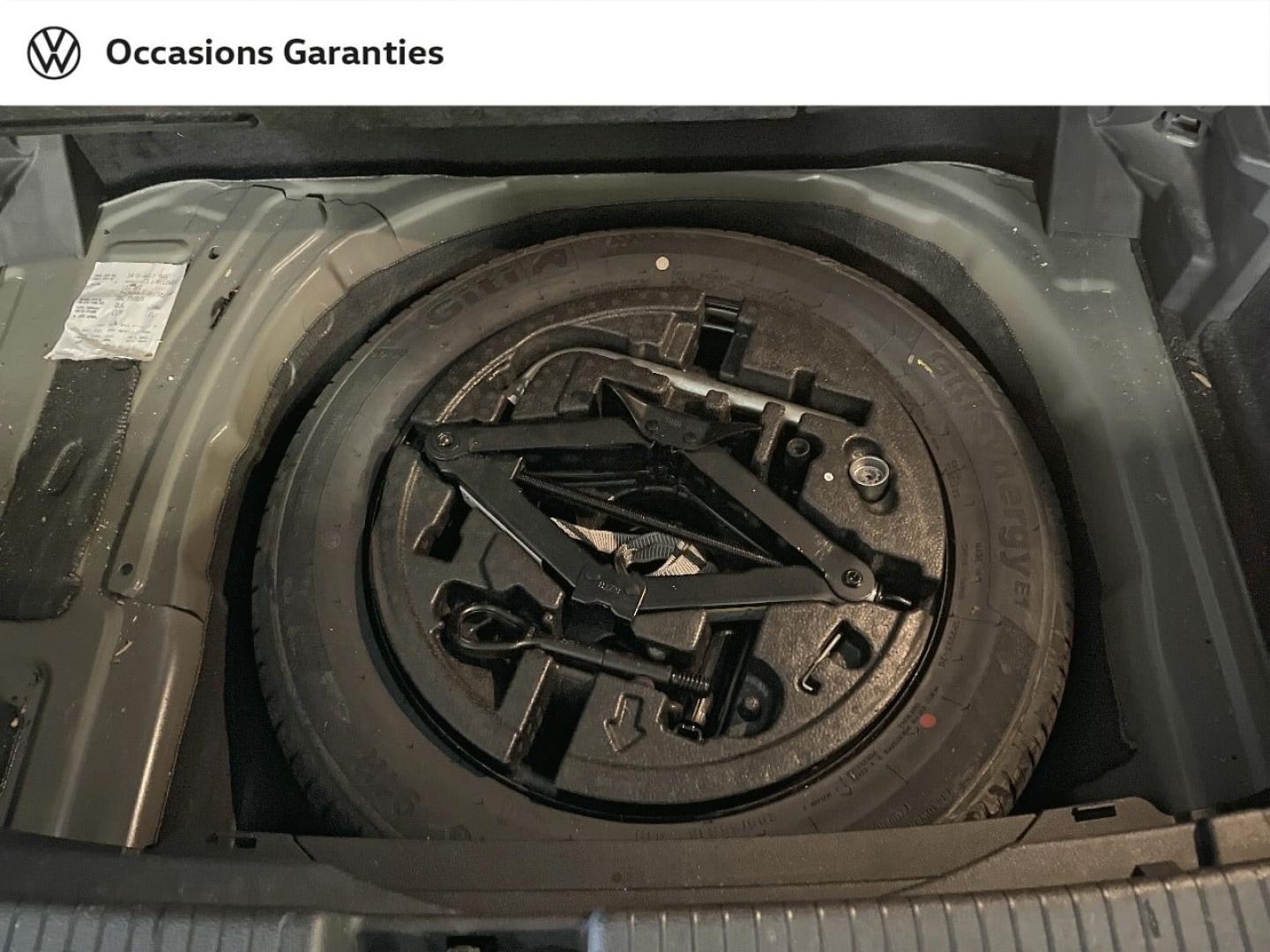 Voitures occasions VOLKSWAGEN T-CROSS Carat Paris