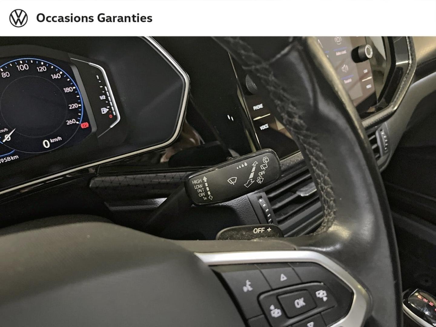 Voitures occasions VOLKSWAGEN T-CROSS Carat Paris