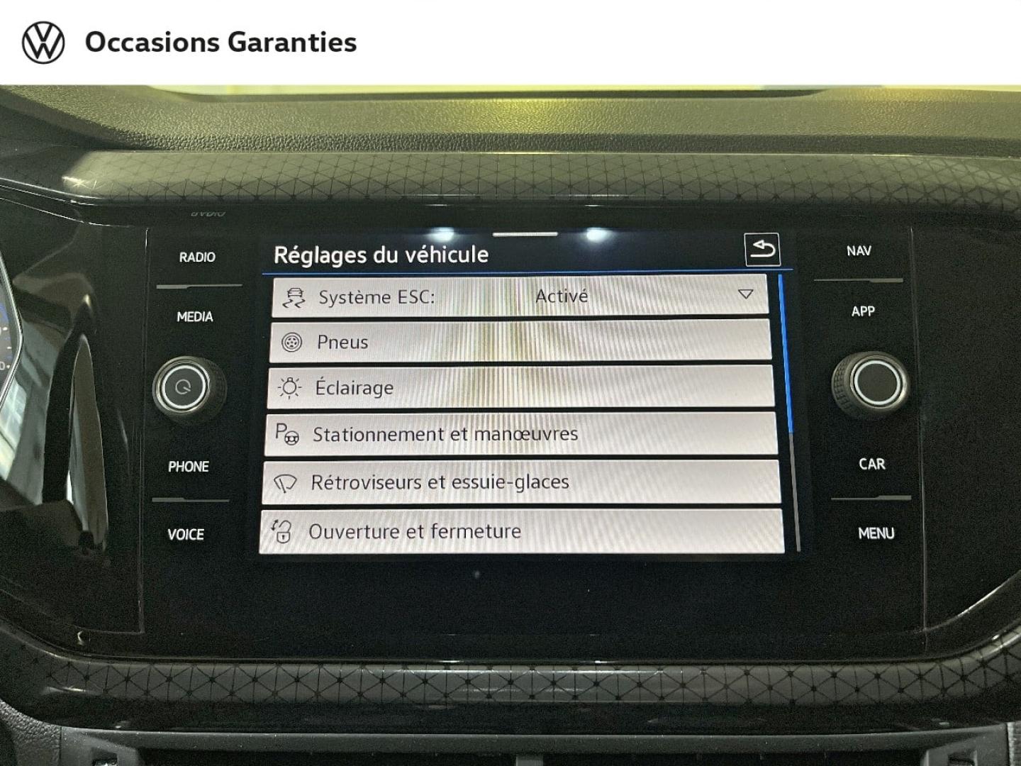 Voitures occasions VOLKSWAGEN T-CROSS Carat Paris