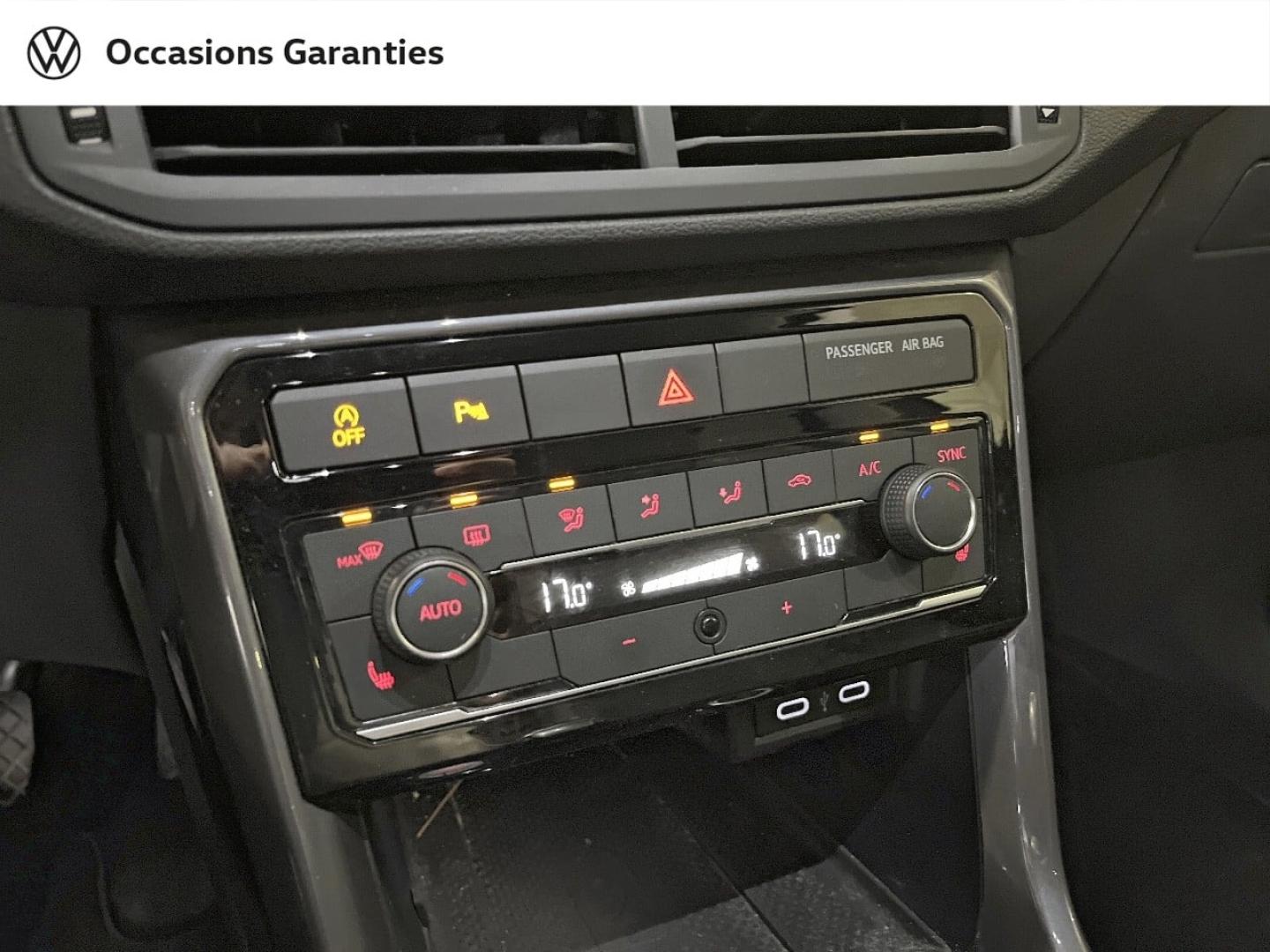 Voitures occasions VOLKSWAGEN T-CROSS Carat Paris