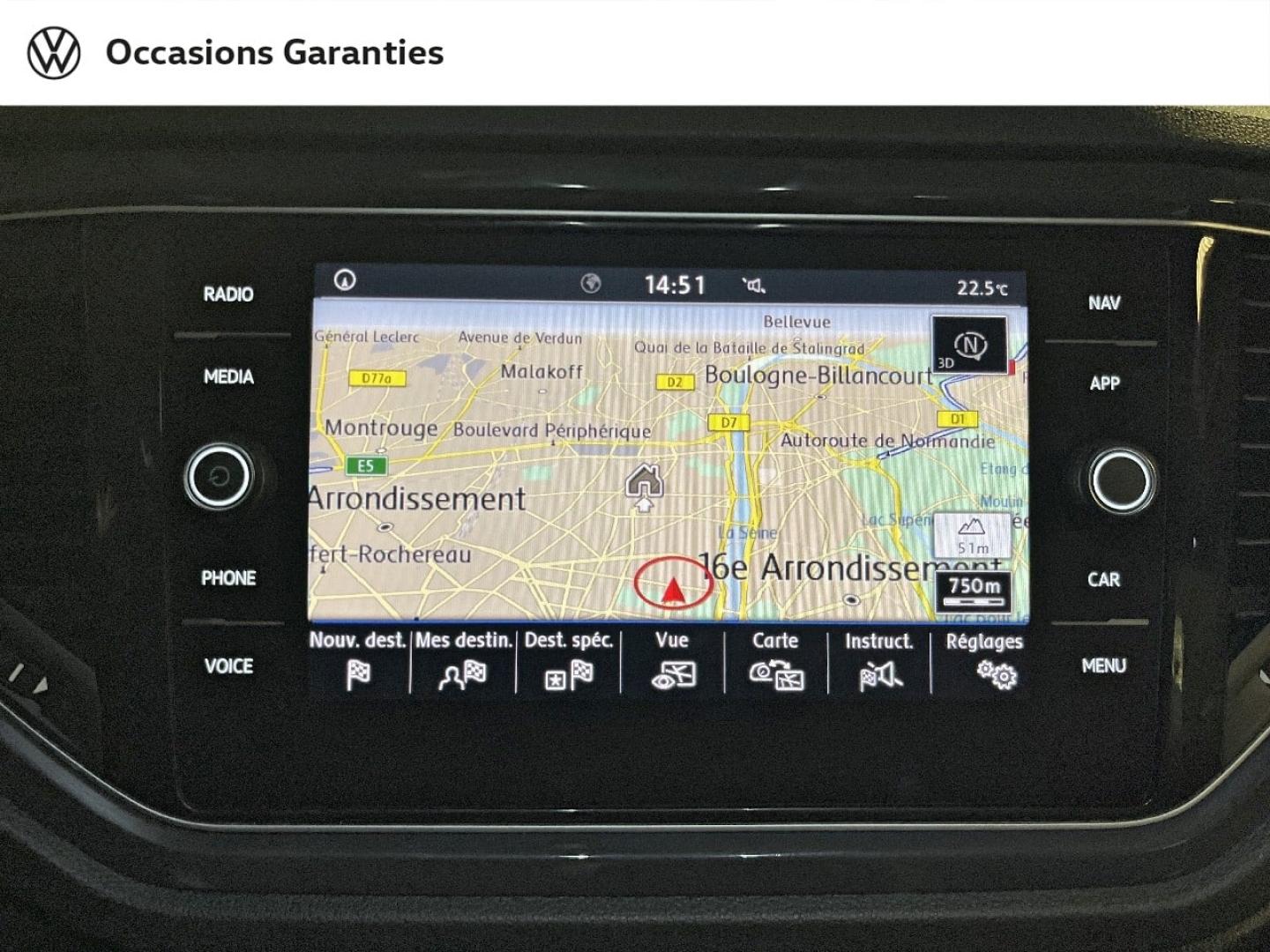 Voitures occasions VOLKSWAGEN T-ROC Carat Paris