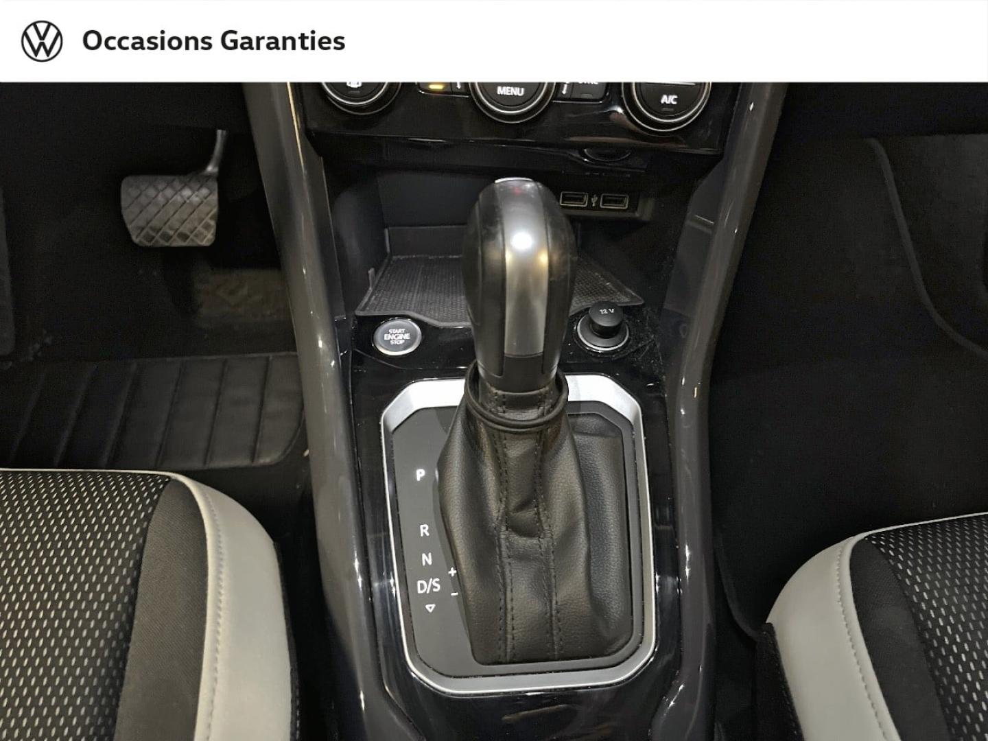 Voitures occasions VOLKSWAGEN T-ROC Carat Paris