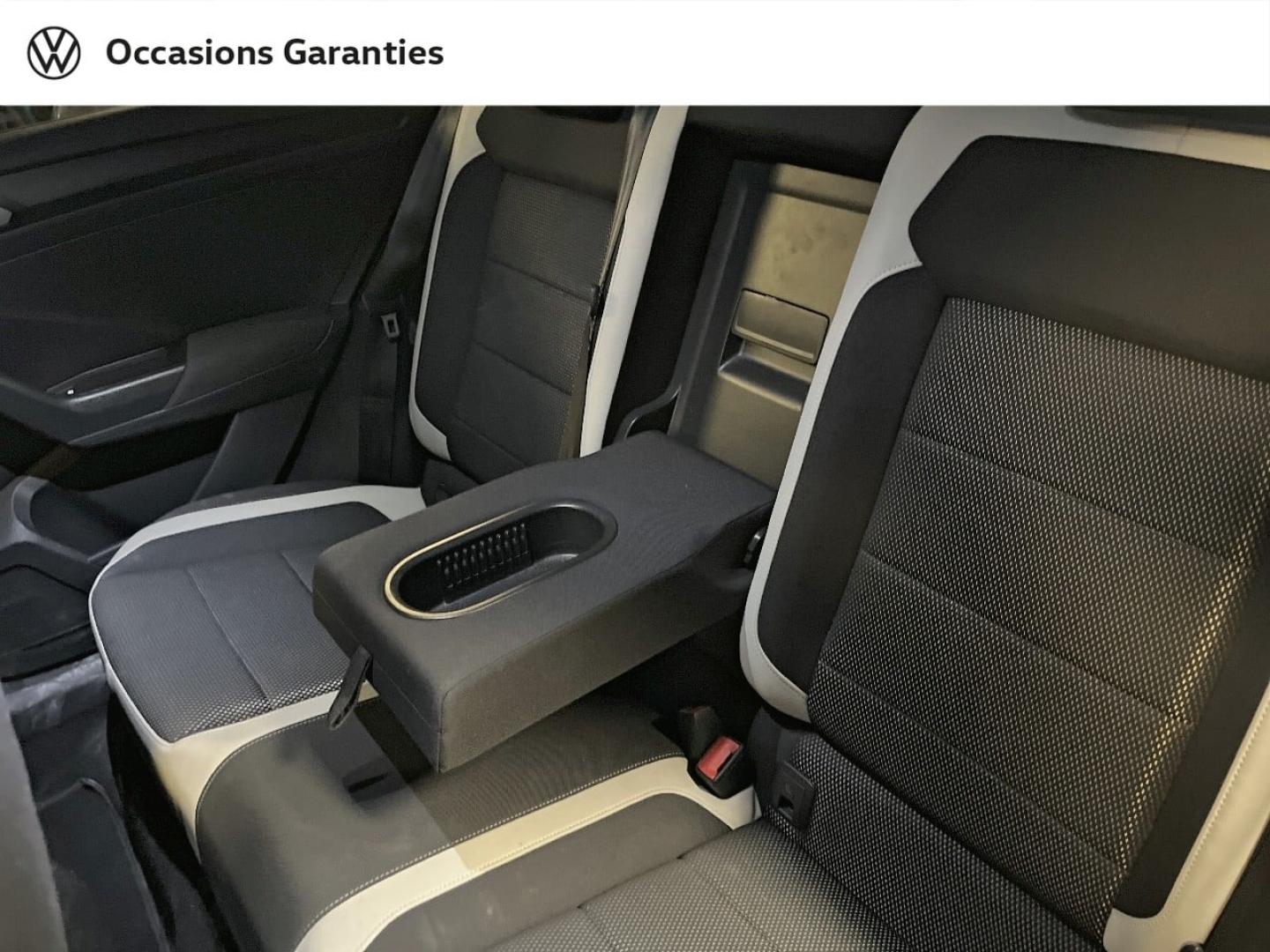 Voitures occasions VOLKSWAGEN T-ROC Carat Paris