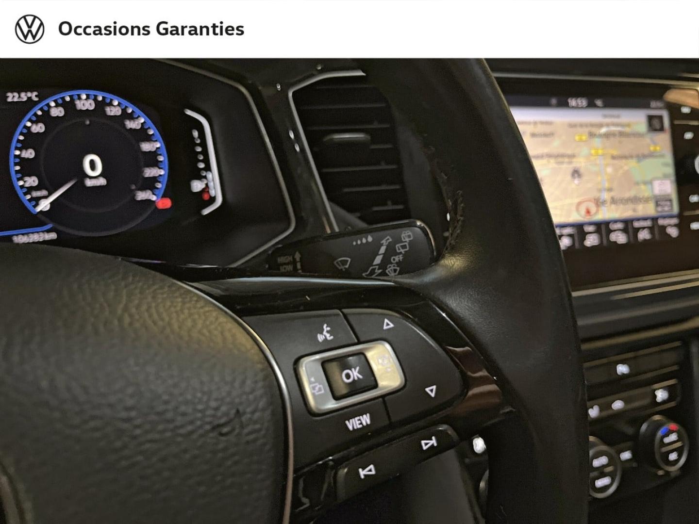 Voitures occasions VOLKSWAGEN T-ROC Carat Paris
