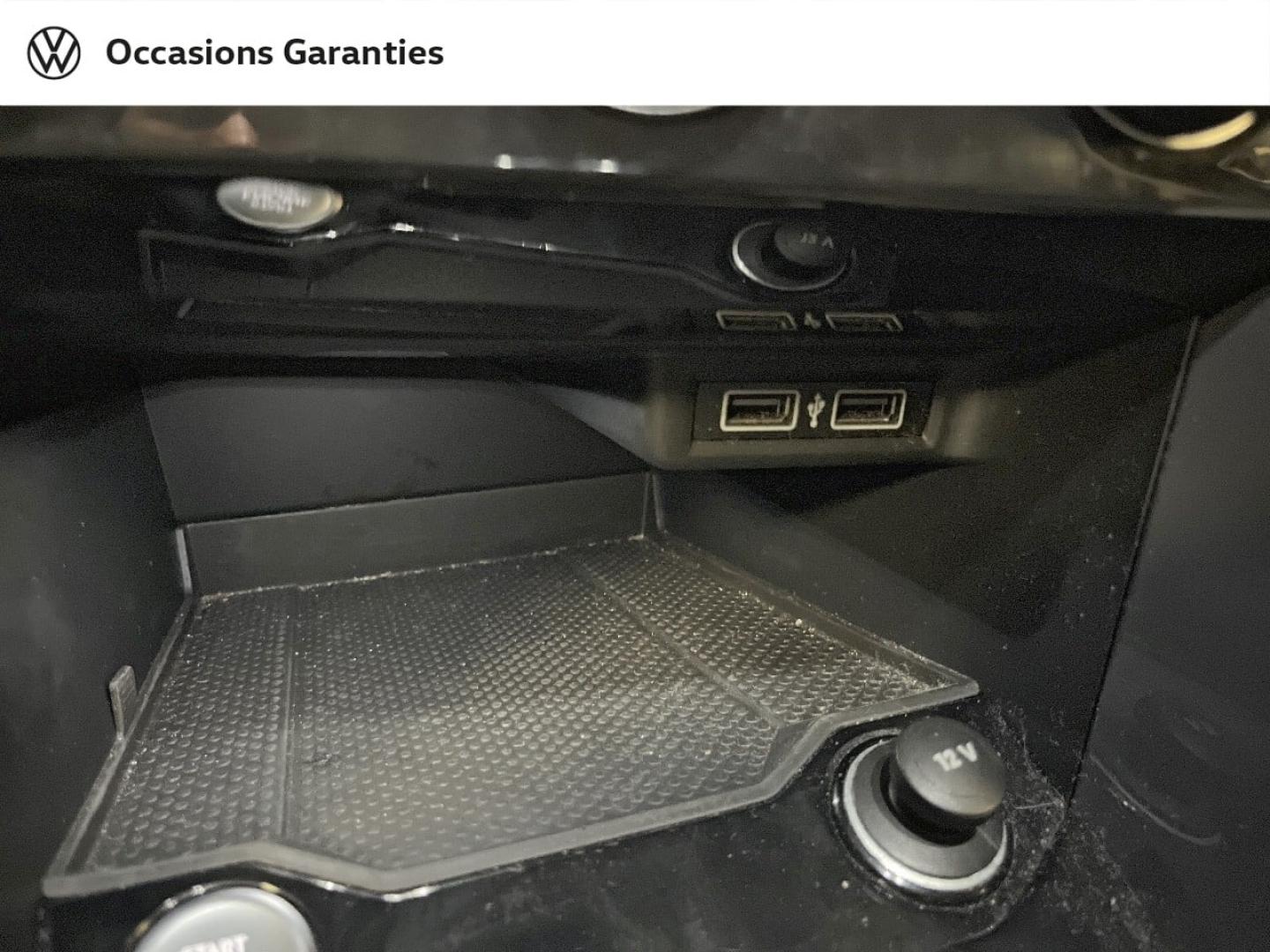 Voitures occasions VOLKSWAGEN T-ROC Carat Paris