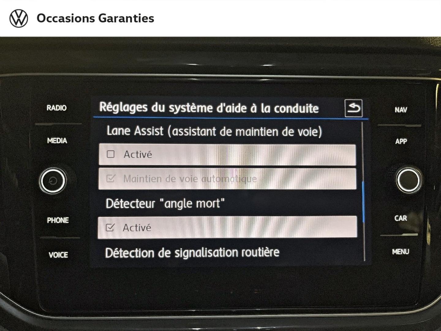 Voitures occasions VOLKSWAGEN T-ROC Carat Paris