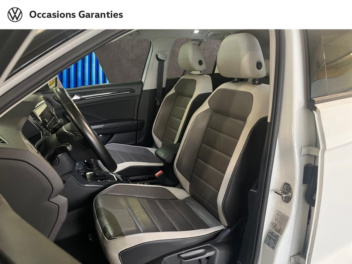 Voitures occasions VOLKSWAGEN T-ROC Carat Exclusive Paris