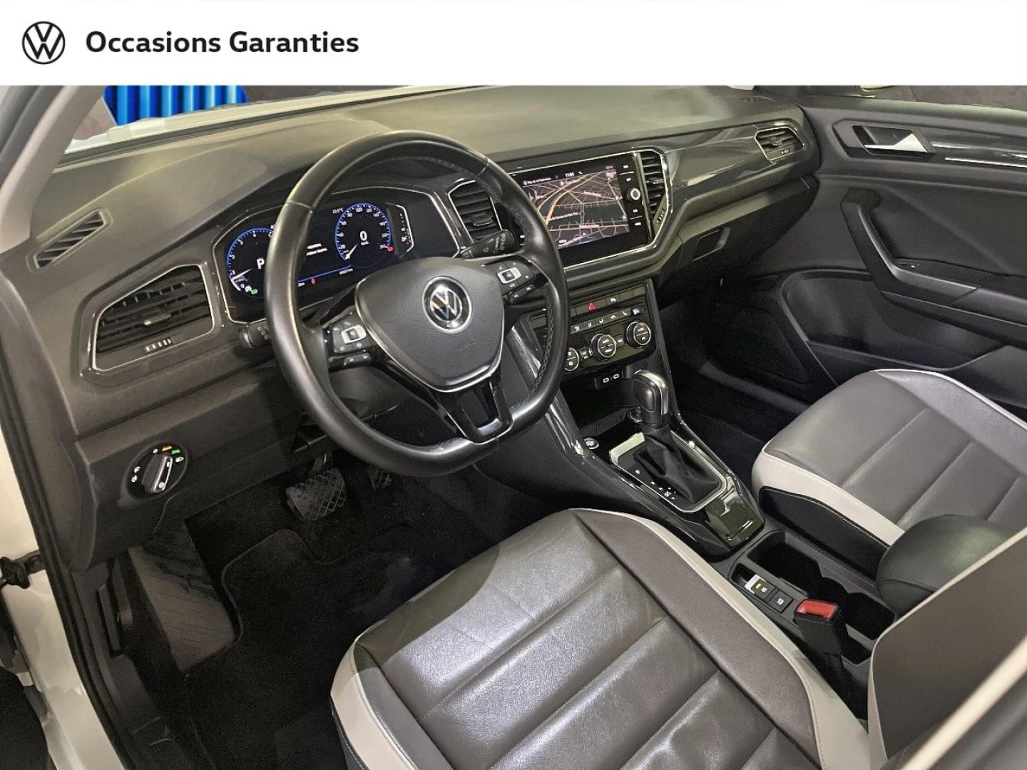 Voitures occasions VOLKSWAGEN T-ROC Carat Exclusive Paris