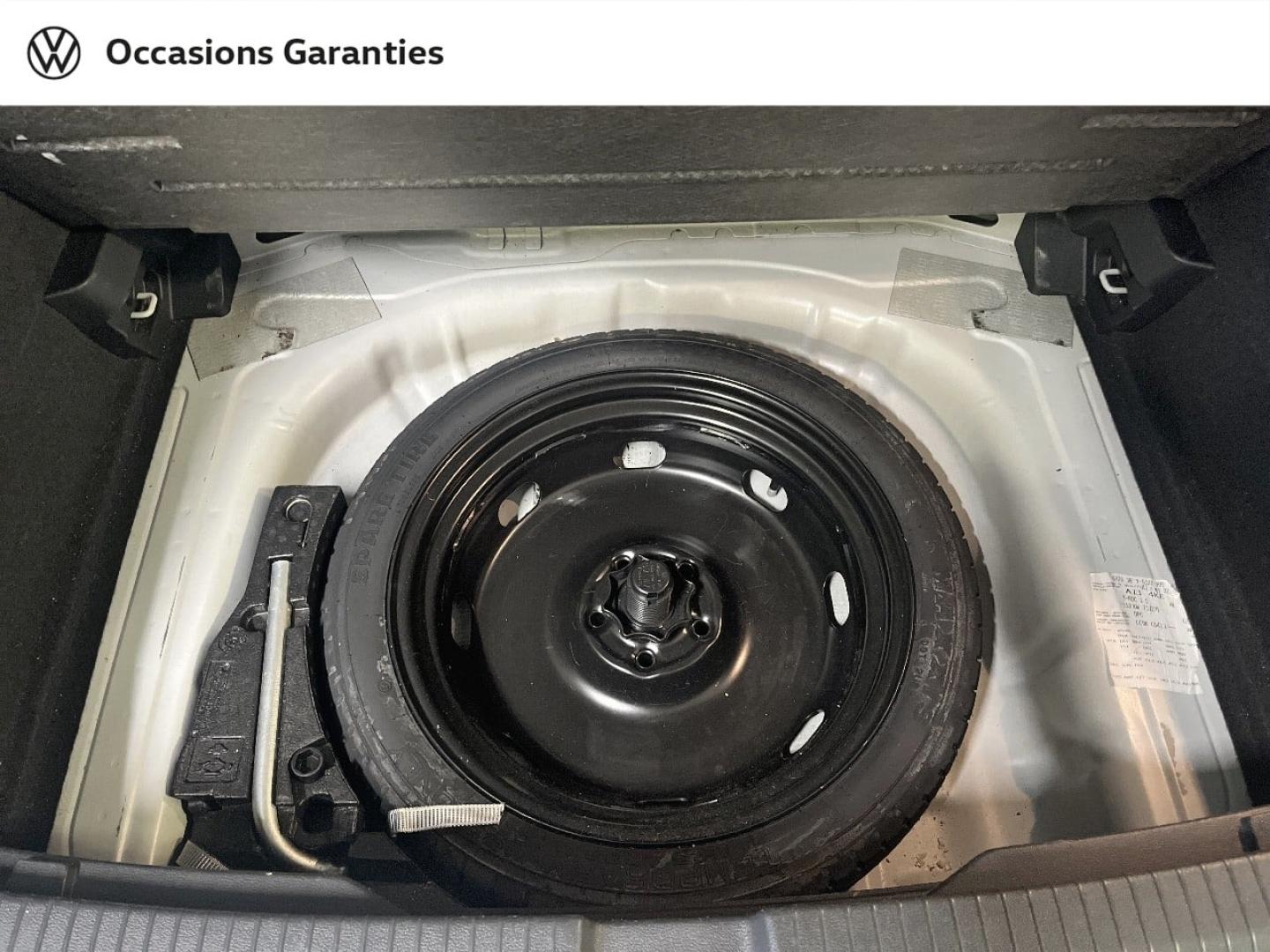Voitures occasions VOLKSWAGEN T-ROC Carat Exclusive Paris