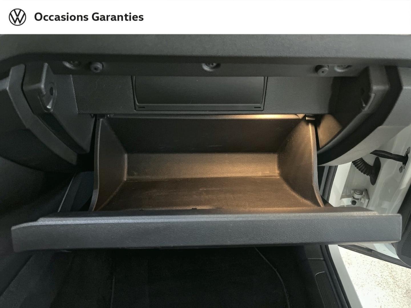 Voitures occasions VOLKSWAGEN T-ROC Carat Exclusive Paris