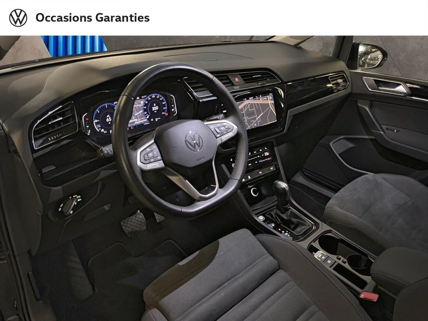 Voitures occasions VOLKSWAGEN TOURAN Style Paris