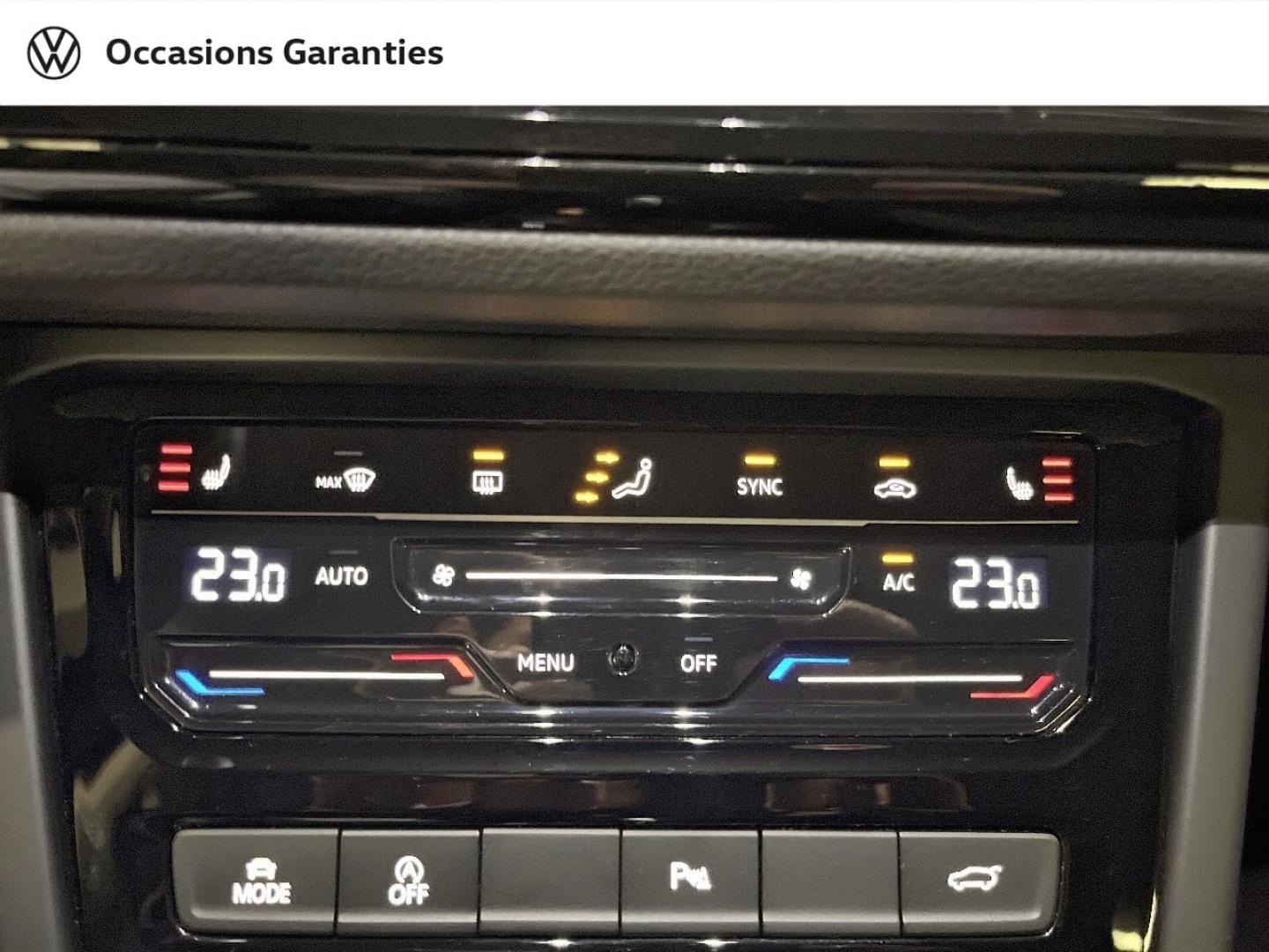 Voitures occasions VOLKSWAGEN TOURAN Style Paris