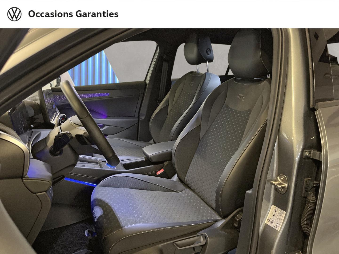 Voitures occasions VOLKSWAGEN T-ROC R-Line Edition Paris