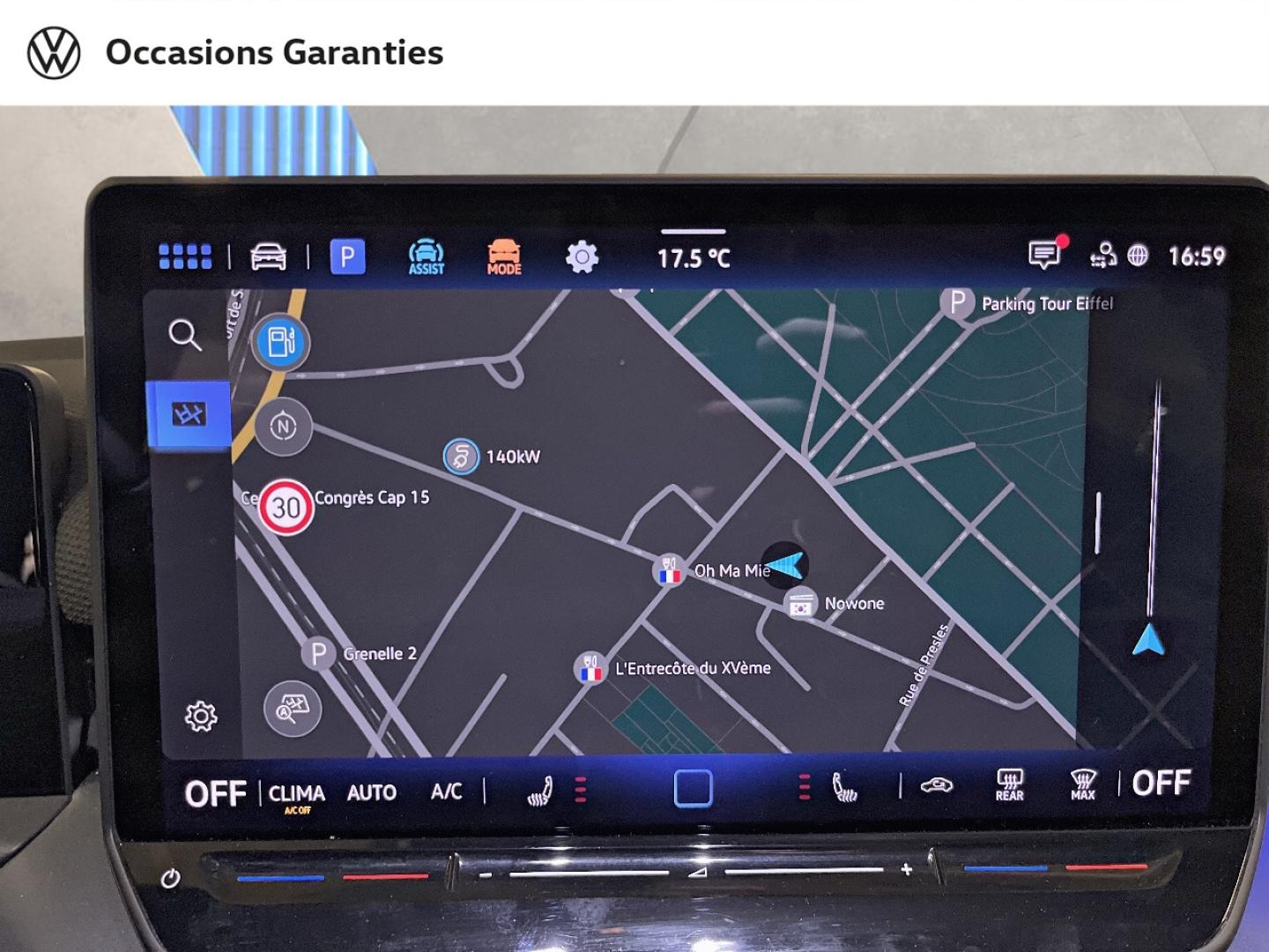 Voitures occasions VOLKSWAGEN T-ROC R-Line Edition Paris