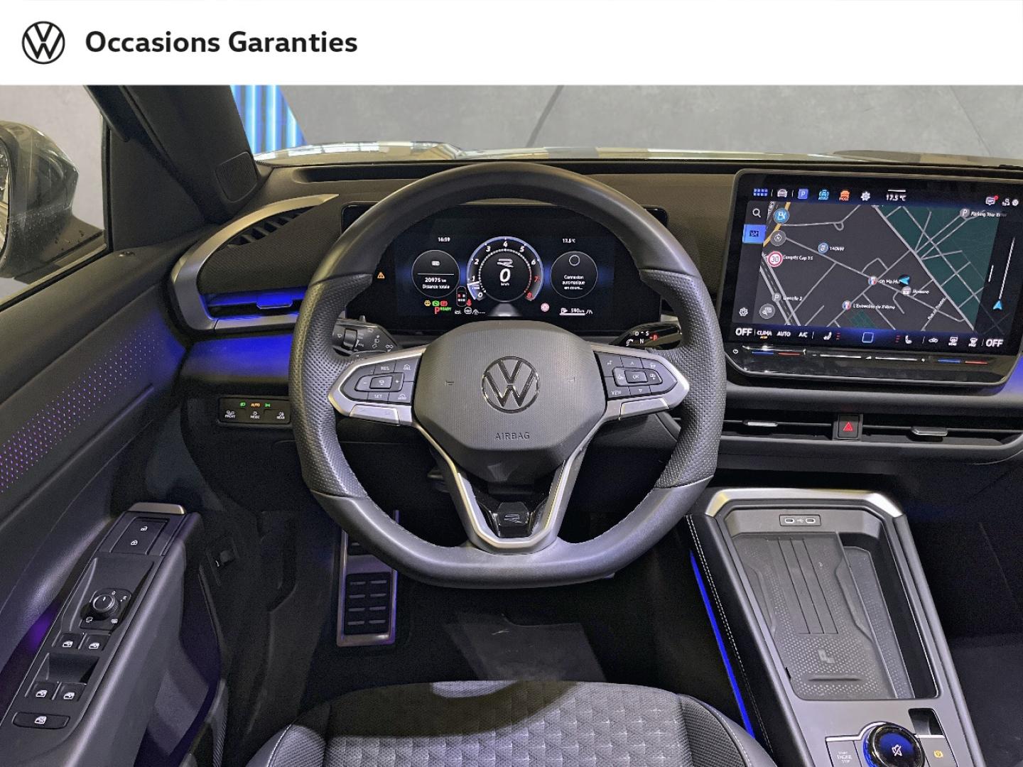 Voitures occasions VOLKSWAGEN T-ROC R-Line Edition Paris