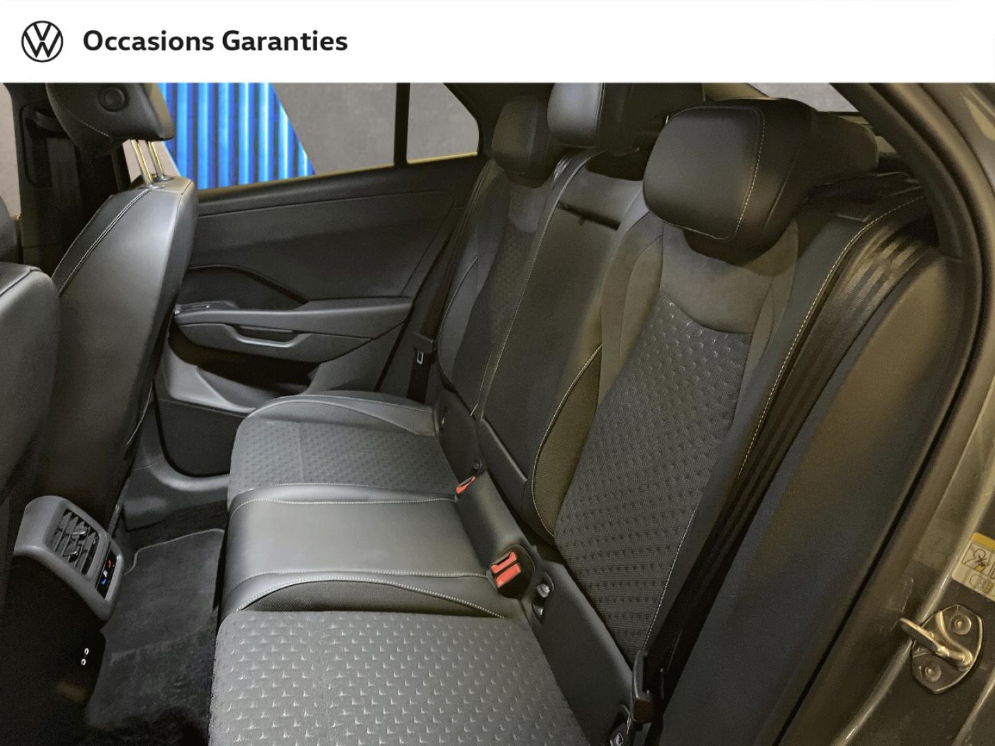 Voitures occasions VOLKSWAGEN T-ROC R-Line Edition Paris