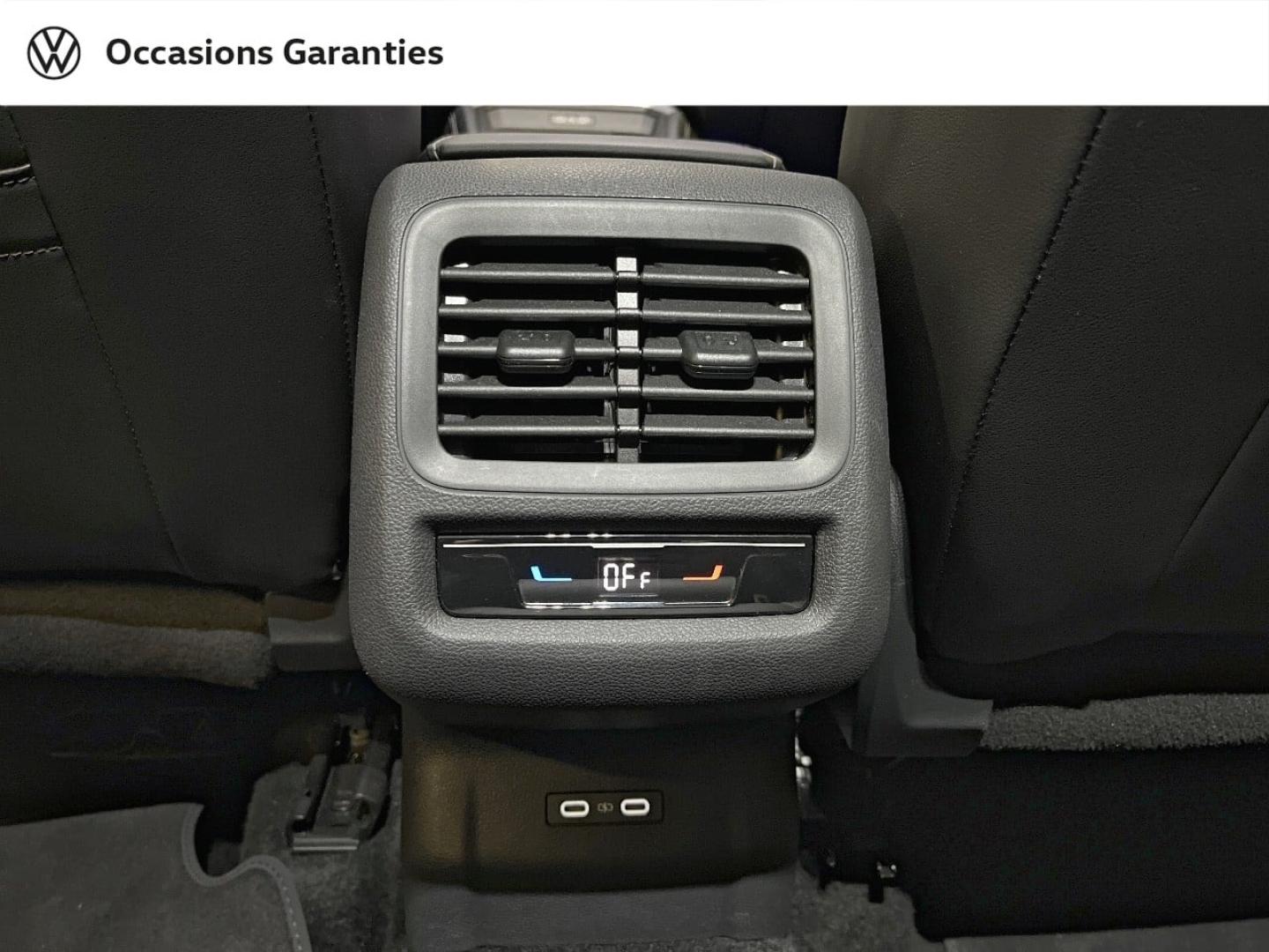 Voitures occasions VOLKSWAGEN T-ROC R-Line Edition Paris
