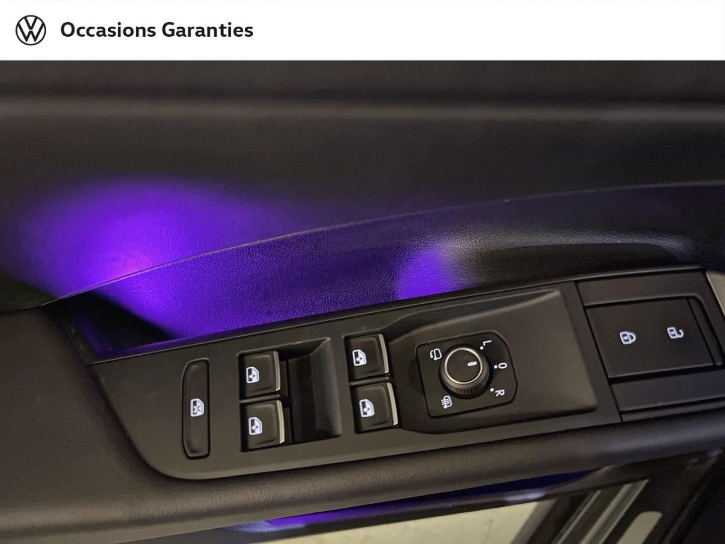 Voitures occasions VOLKSWAGEN T-ROC R-Line Edition Paris