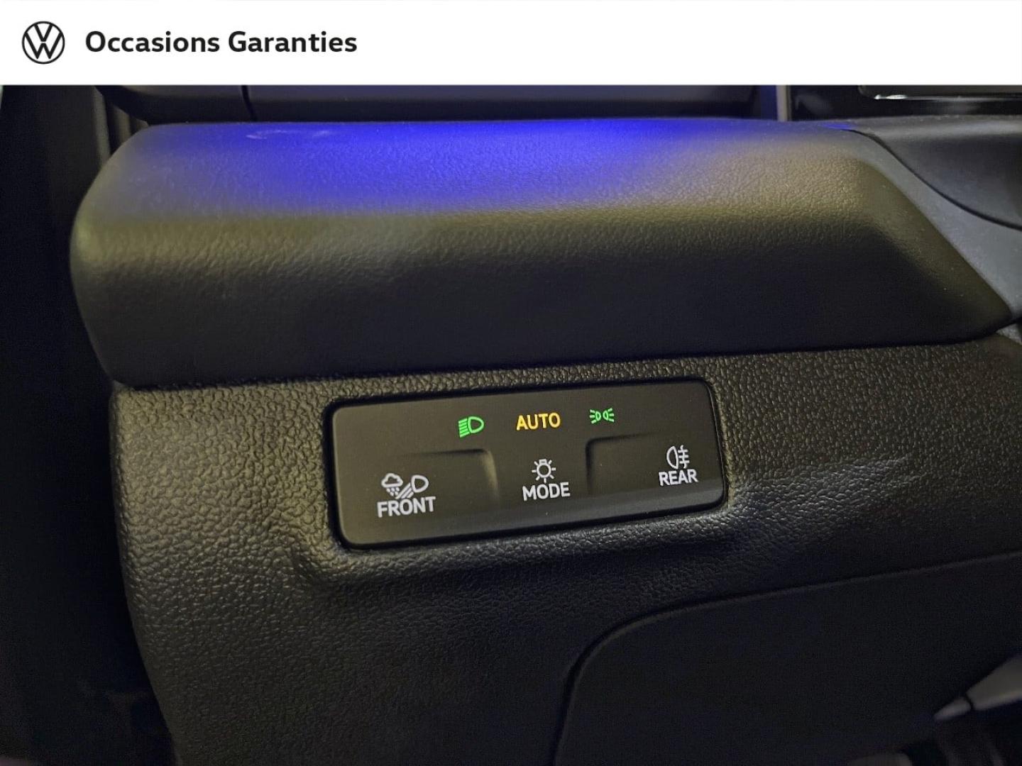 Voitures occasions VOLKSWAGEN T-ROC R-Line Edition Paris
