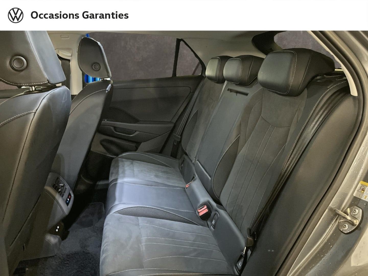 Voitures occasions VOLKSWAGEN T-ROC Style Edition Paris