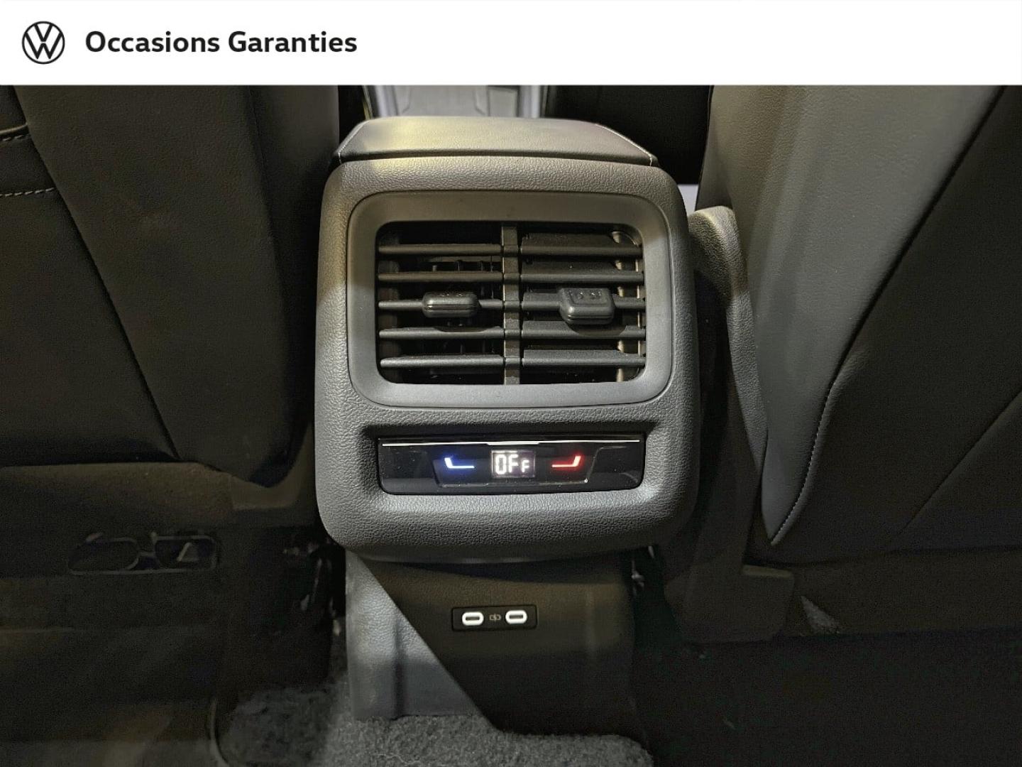 Voitures occasions VOLKSWAGEN T-ROC Style Edition Paris