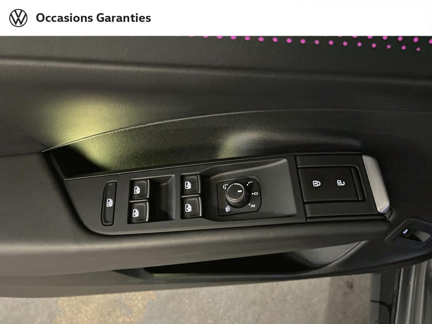 Voitures occasions VOLKSWAGEN T-ROC Style Edition Paris