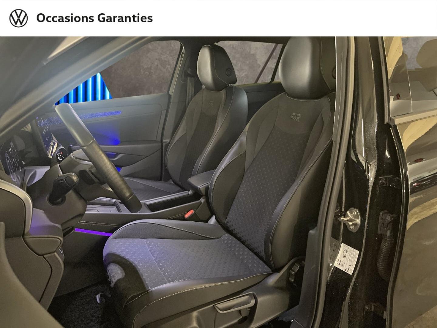 Voitures occasions VOLKSWAGEN T-ROC R-Line Edition Paris