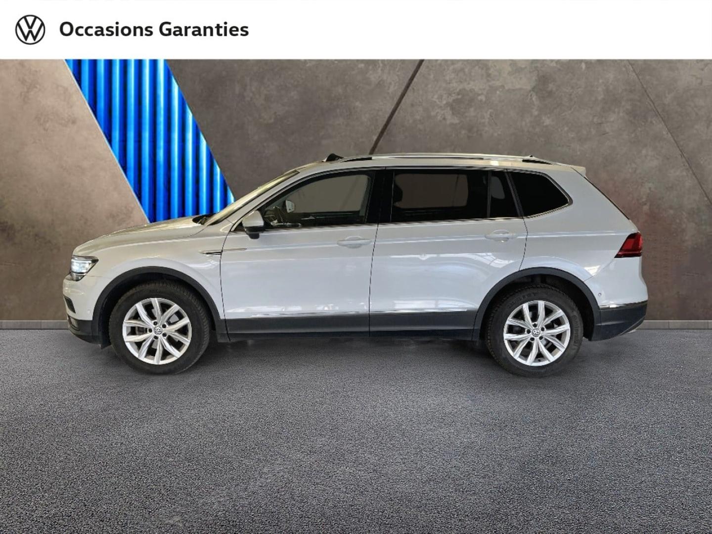 Voitures occasions VOLKSWAGEN TIGUAN ALLSPACE Carat Paris