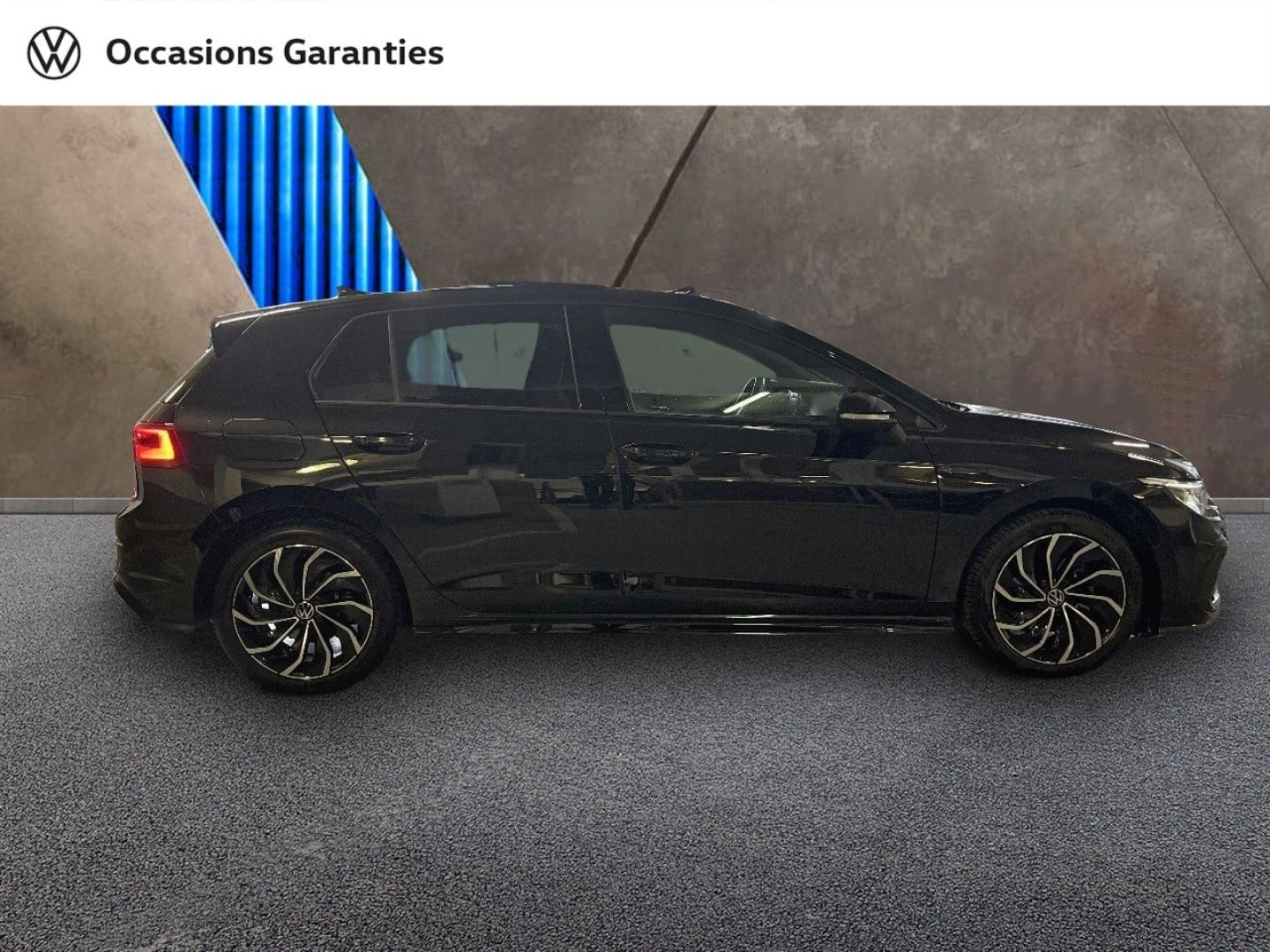 Voitures occasions VOLKSWAGEN GOLF R-Line Paris