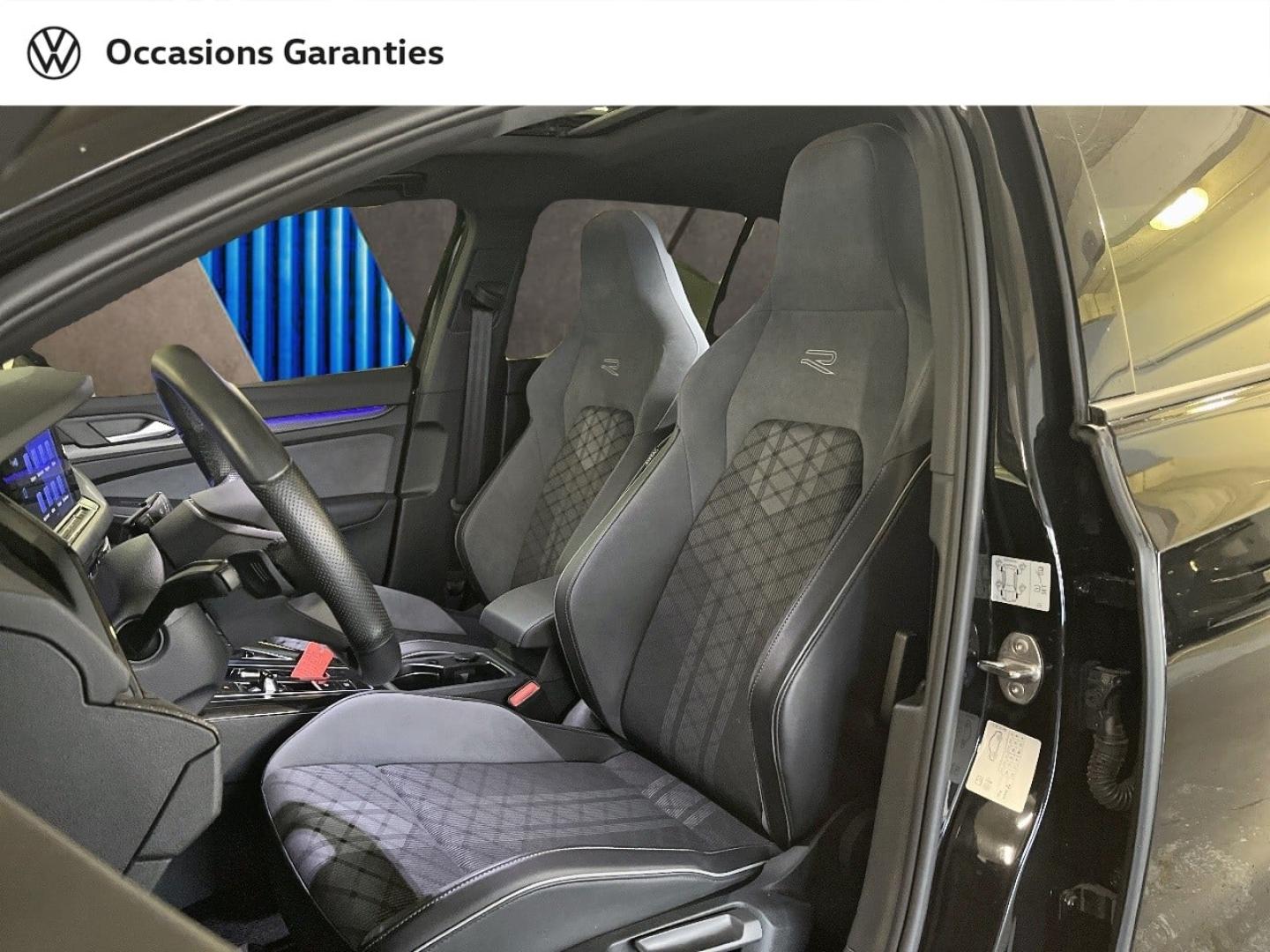 Voitures occasions VOLKSWAGEN GOLF R-Line Paris