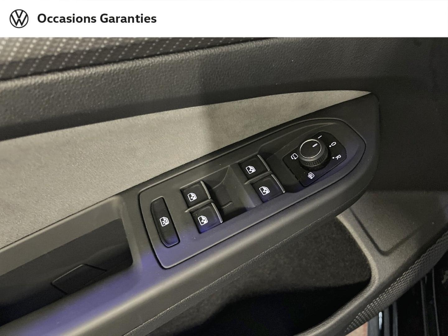 Voitures occasions VOLKSWAGEN GOLF R-Line Paris