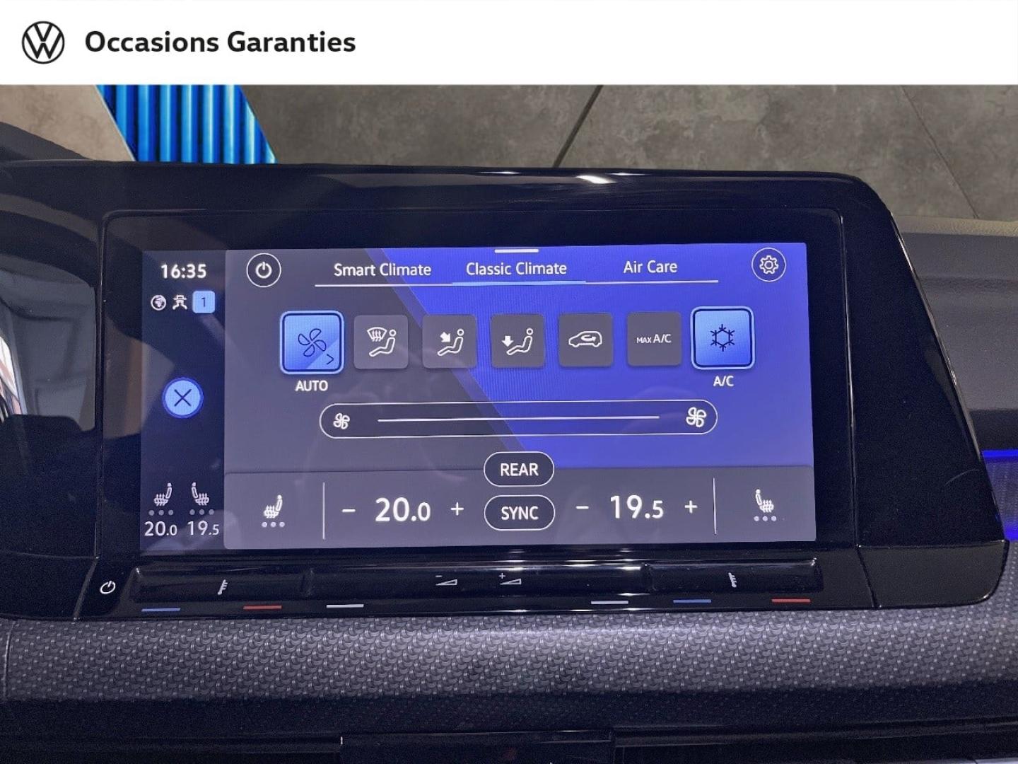 Voitures occasions VOLKSWAGEN GOLF R-Line Paris
