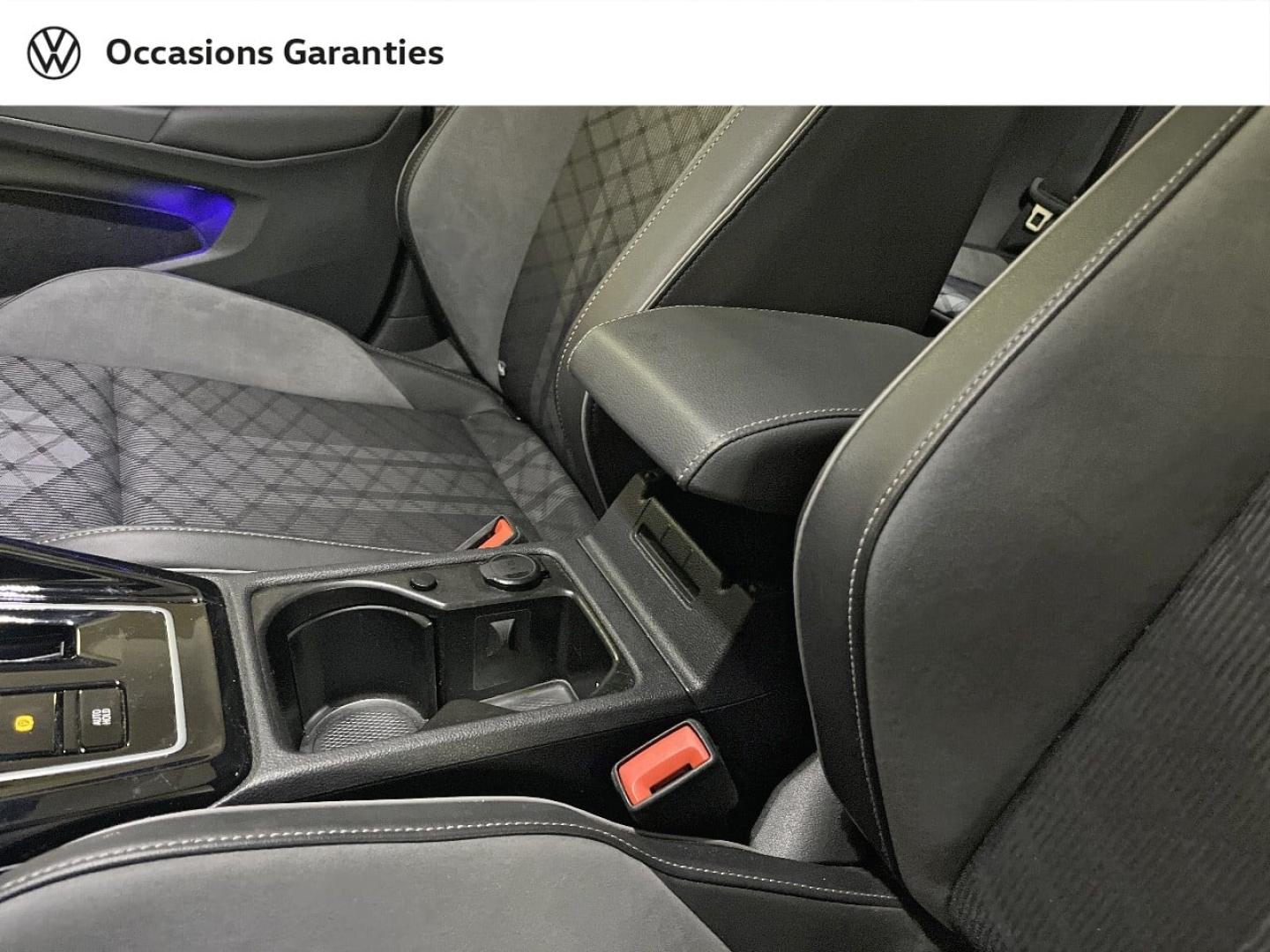 Voitures occasions VOLKSWAGEN GOLF R-Line Paris