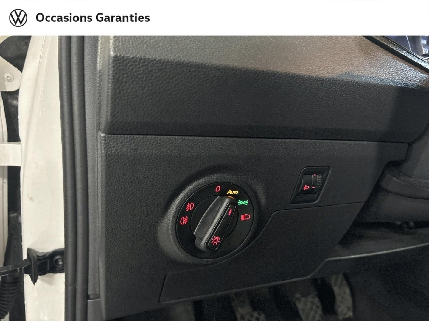 Voitures occasions SEAT ARONA Reference Paris