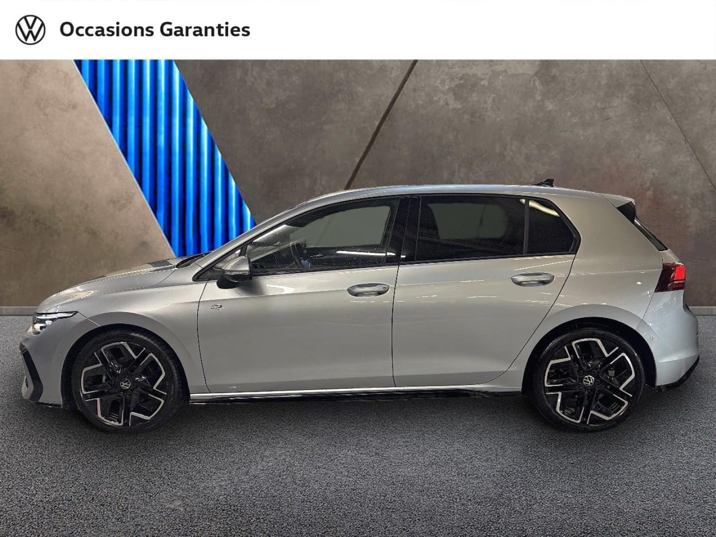 Voitures occasions VOLKSWAGEN GOLF R-Line Edition Paris