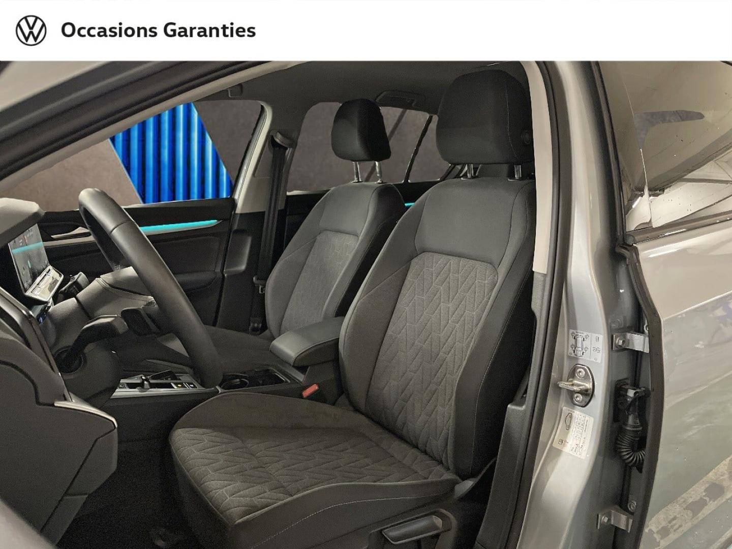Voitures occasions VOLKSWAGEN GOLF VW Edition Paris