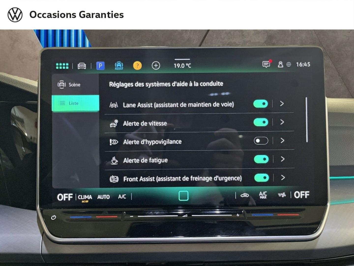 Voitures occasions VOLKSWAGEN GOLF VW Edition Paris